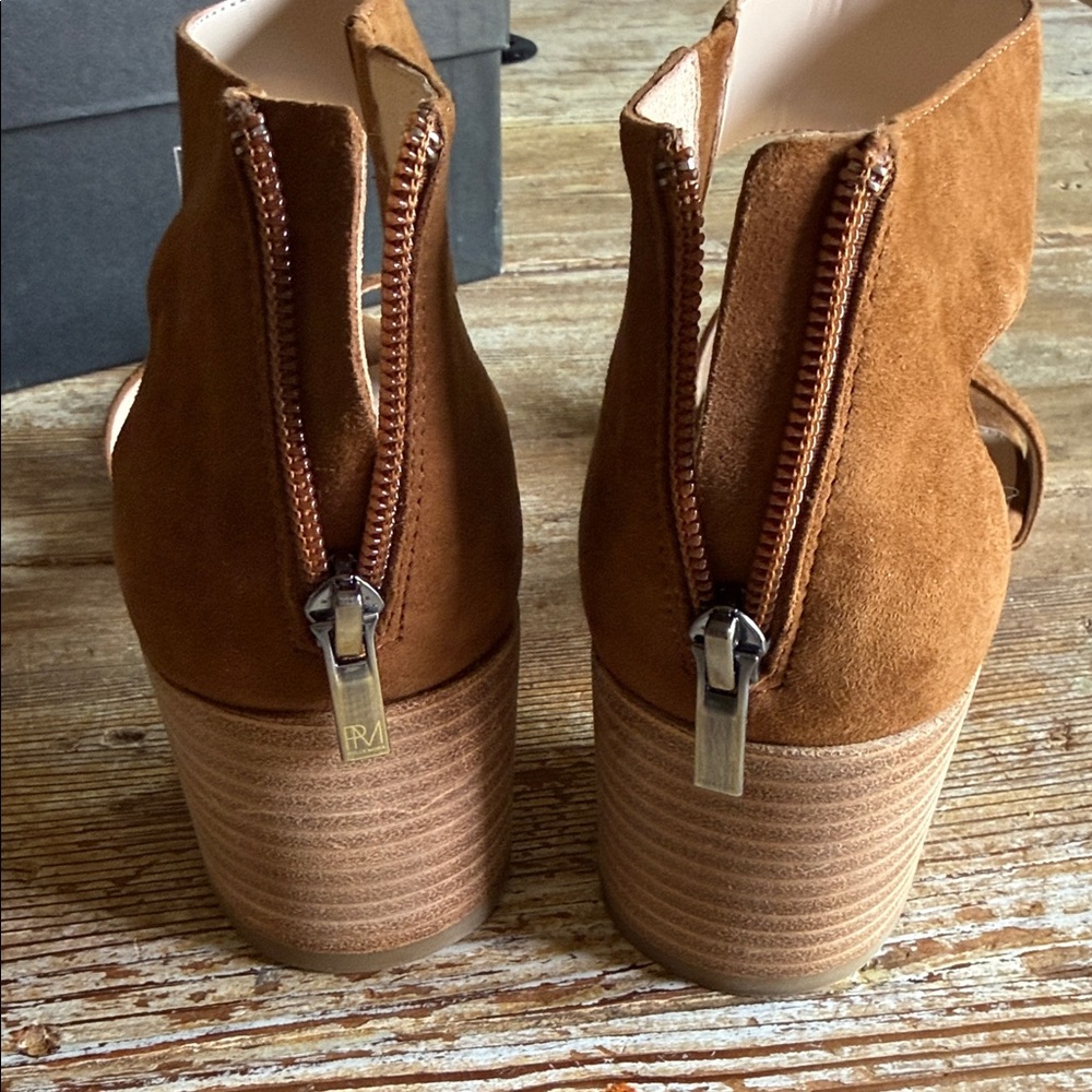 Pelle Moda Tan Suede Block Heels - Picture 3 of 16